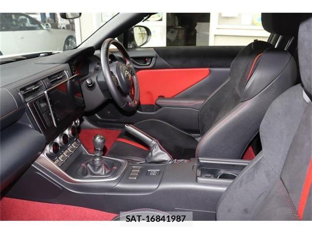 Toyota GR86 2024-06 8879926-1