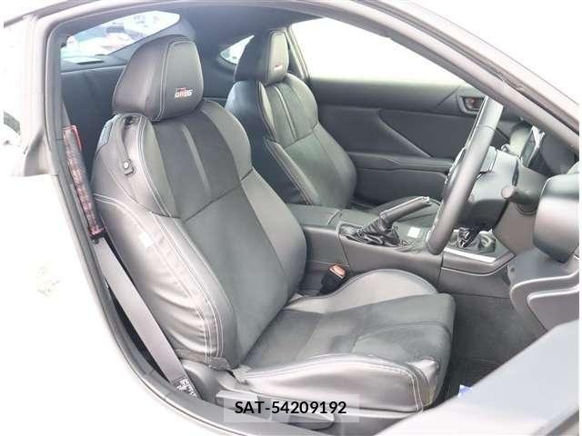 Toyota GR86 2025-02 8879923-11