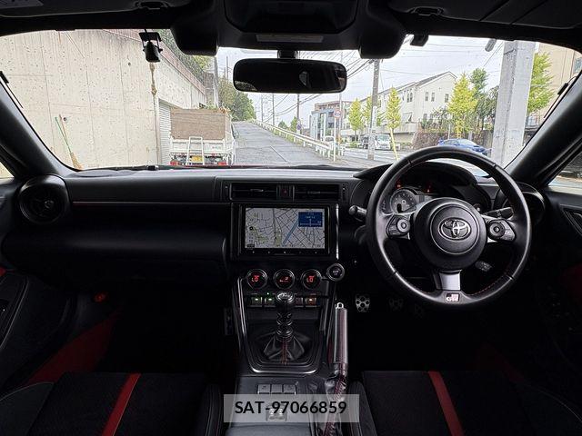 Toyota GR86 2024-01 8879931-1