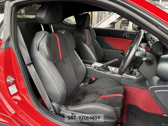 Toyota GR86 2024-01 8879931-28
