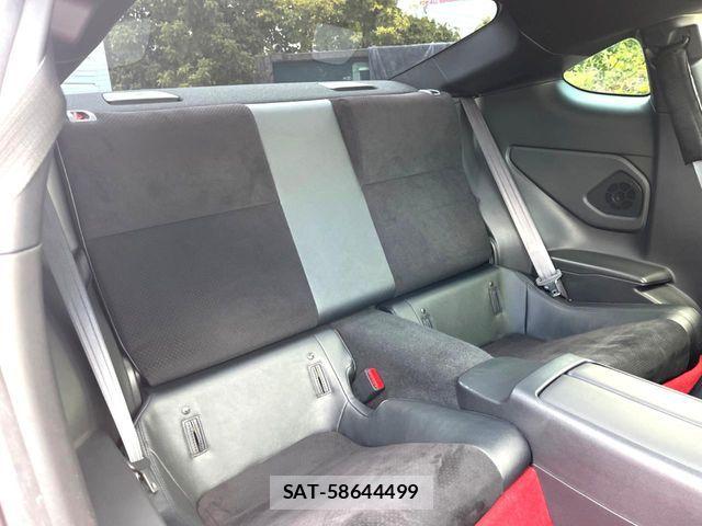 Toyota GR86 2025-08 8879925-11