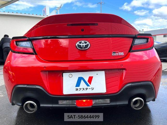 Toyota GR86 2025-08 8879925-14