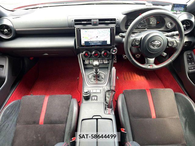 Toyota GR86 2025-08 8879925-1