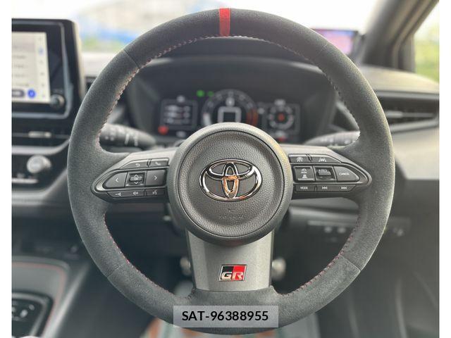 Toyota COROLLA 2025-03 1380733-11
