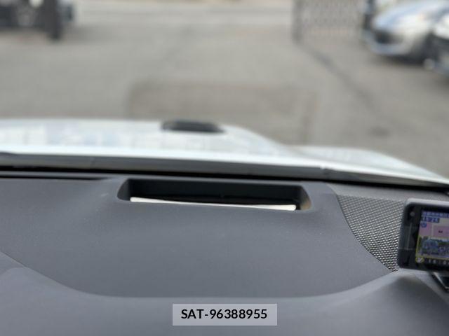 Toyota COROLLA 2025-03 1380733-14