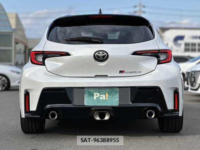 Toyota COROLLA 2025-03 1380733-25