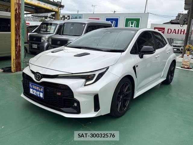 Toyota COROLLA 2024-05 1428590-2