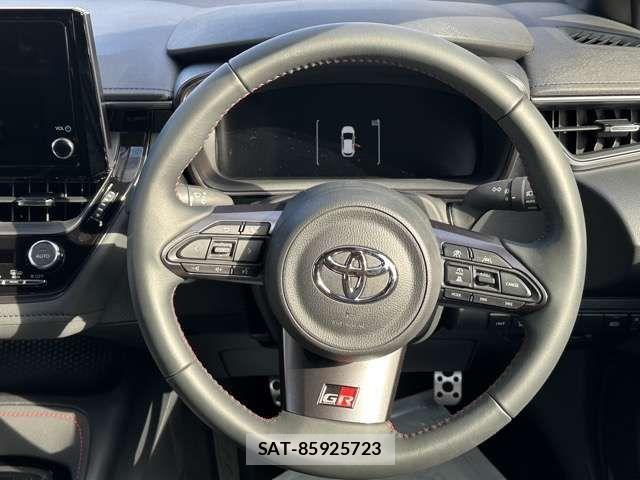 Toyota COROLLA 2023-06 1660235-13