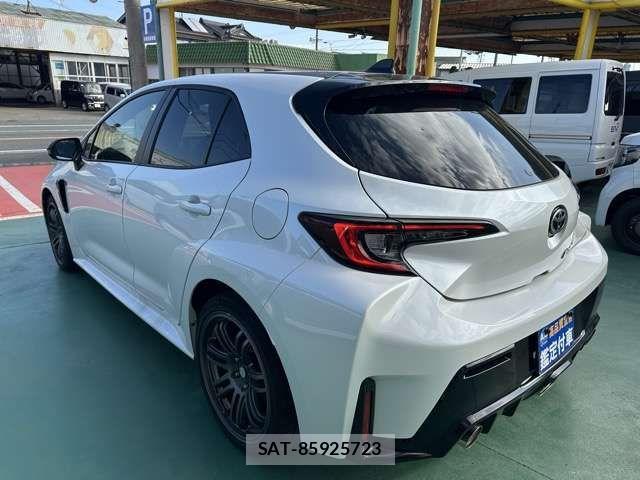 Toyota COROLLA 2023-06 1660235-3