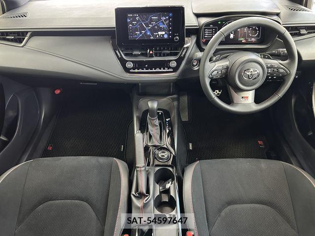 Toyota COROLLA 2025-11 5868392-13