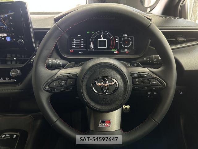 Toyota COROLLA 2025-11 5868392-14