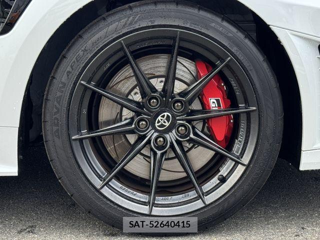 Toyota COROLLA 2025-09 6498098-28
