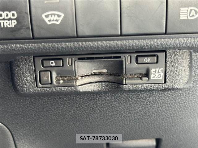Toyota COROLLA 2025-04 6671540-23