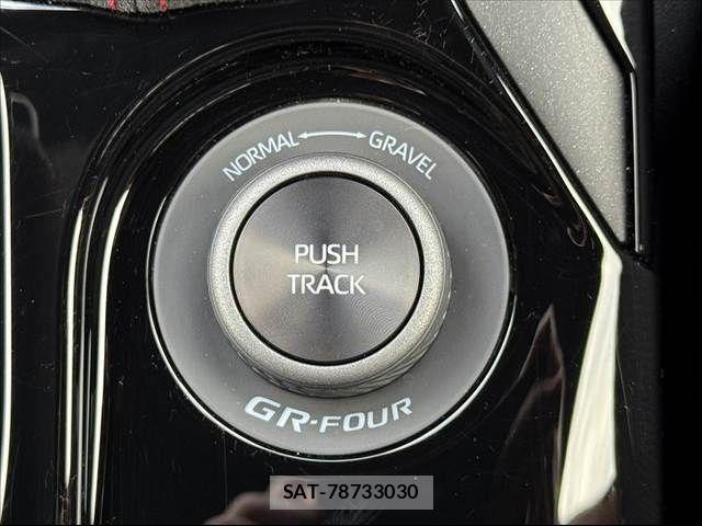 Toyota COROLLA 2025-04 6671540-5
