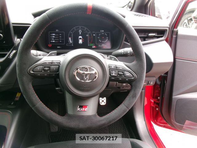 Toyota COROLLA 2025-04 7357902-25
