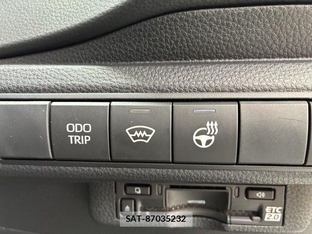 Toyota COROLLA 2025-04 7723653-24