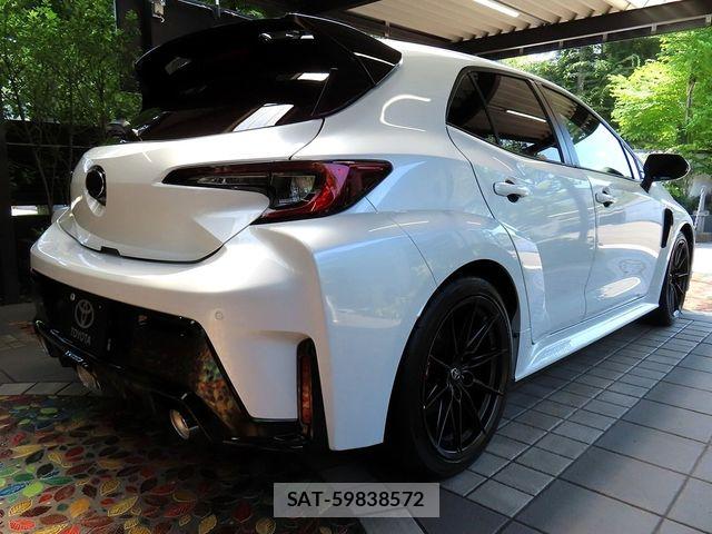 Toyota COROLLA 2026-04 7979343-10
