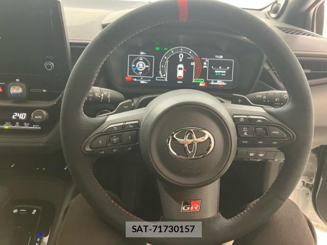 Toyota COROLLA 2025-05 8742390-19