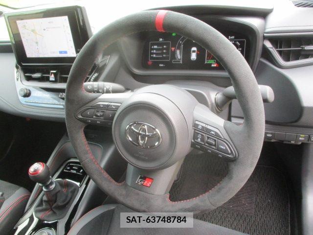 Toyota COROLLA 2025-07 8742389-18