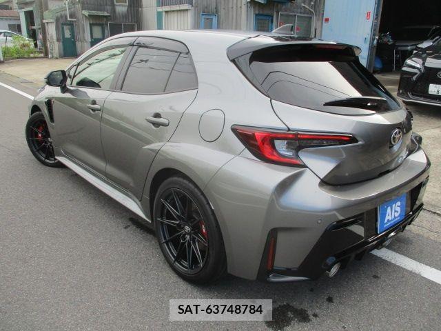 Toyota COROLLA 2025-07 8742389-2
