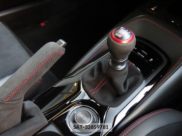 Toyota COROLLA 2026-05 8879917-12