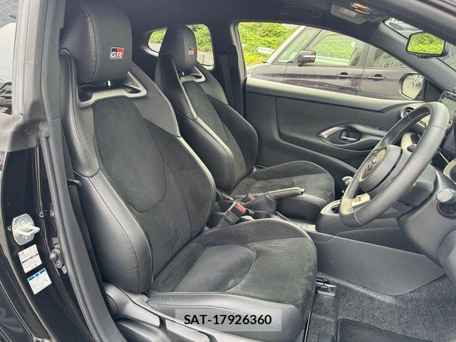 Toyota Gr Yaris 2020-10 1374702-1