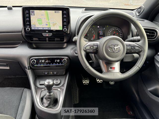 Toyota Gr Yaris 2020-10 1374702-23