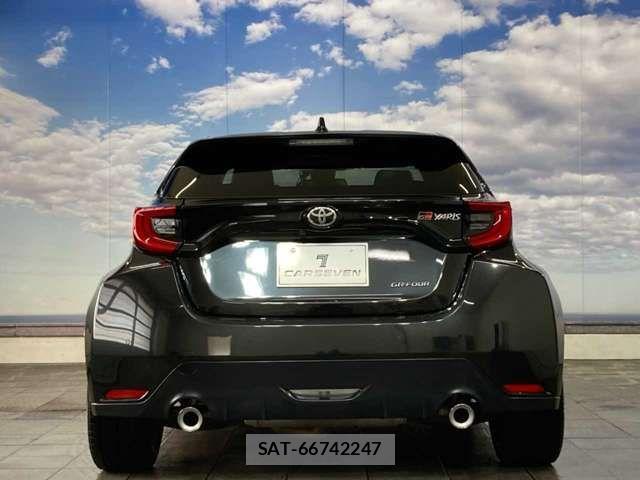 Toyota Gr Yaris 2020-10 1428594-13