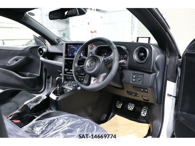 Toyota Gr Yaris 2025-05 2665695-5