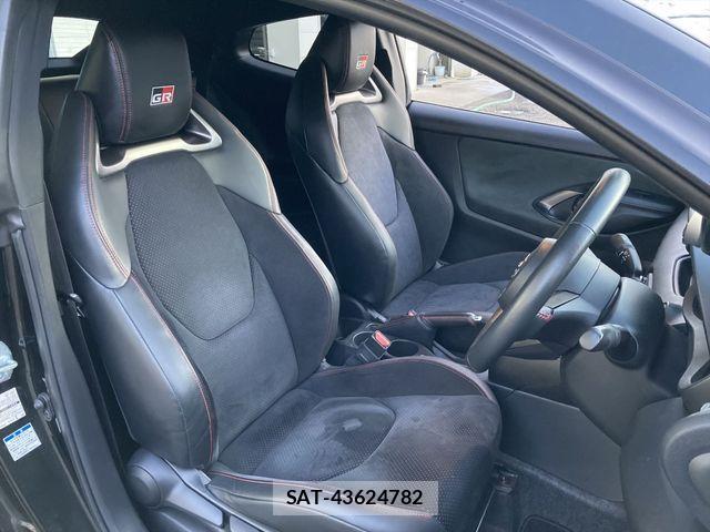 Toyota Gr Yaris 2021-01 2665713-10