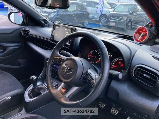 Toyota Gr Yaris 2021-01 2665713-12