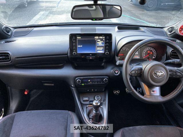 Toyota Gr Yaris 2021-01 2665713-22