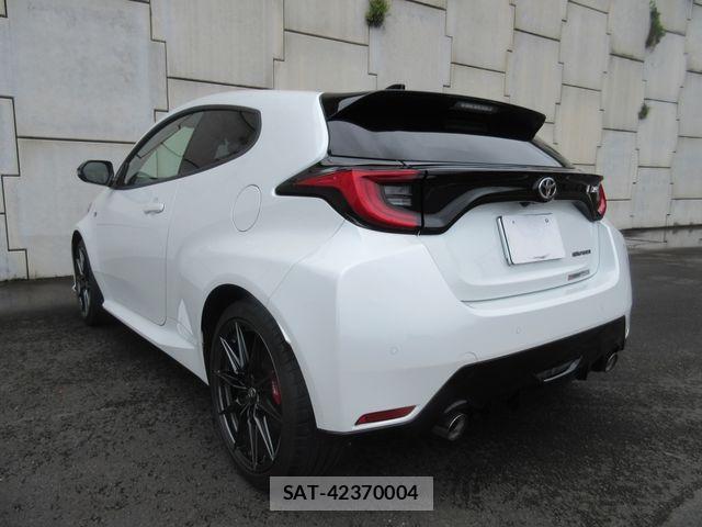 Toyota Gr Yaris 2024-04 3670657-2