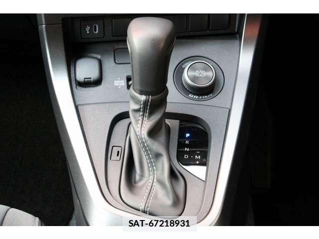 Toyota Gr Yaris 2024-12 6676077-23