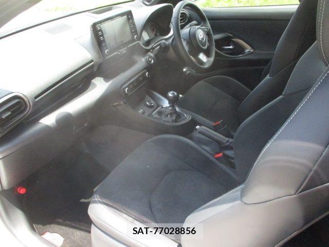 Toyota Gr Yaris 2023-10 6815047-13