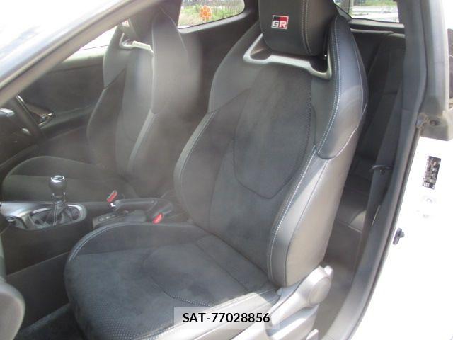 Toyota Gr Yaris 2023-10 6815047-14