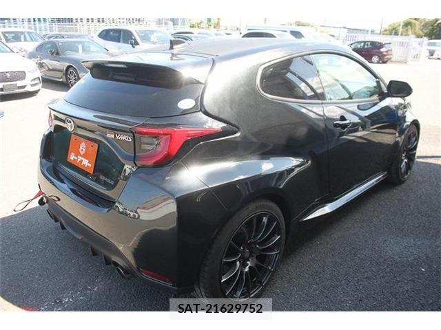 Toyota Gr Yaris 2021-02 6815051-11
