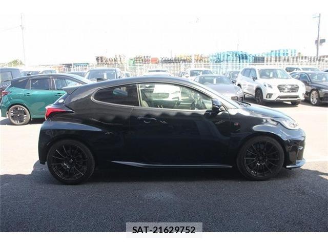 Toyota Gr Yaris 2021-02 6815051-12