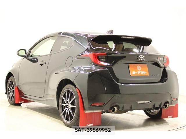 Toyota Gr Yaris 2021-10 6905756-9