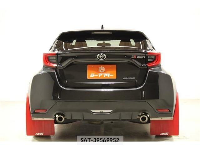 Toyota Gr Yaris 2021-10 6905756-10