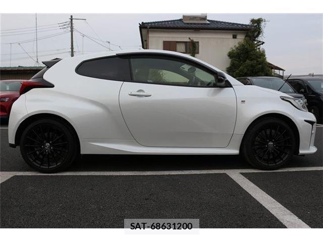 Toyota Gr Yaris 2021-03 7198688-8