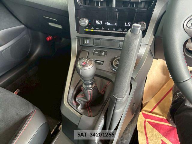 Toyota Gr Yaris 2025-07 7219024-24