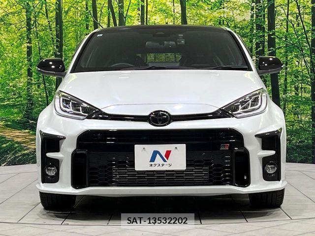 Toyota Gr Yaris 2021-03 7219010-13