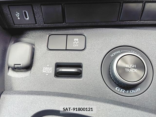 Toyota Gr Yaris 2025-07 7250930-26