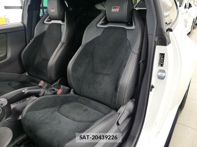 Toyota Gr Yaris 2021-02 7250929-16