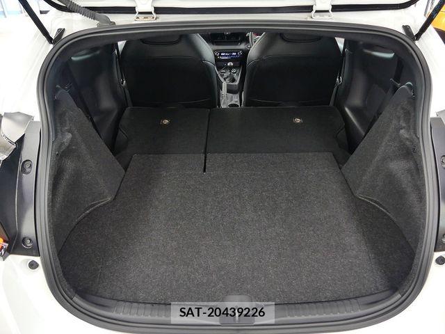 Toyota Gr Yaris 2021-02 7250929-18