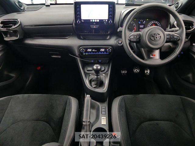 Toyota Gr Yaris 2021-02 7250929-2