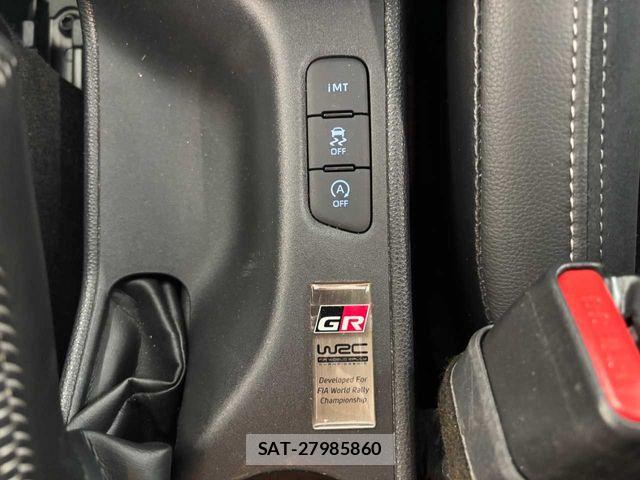 Toyota Gr Yaris 2020-10 7327243-11