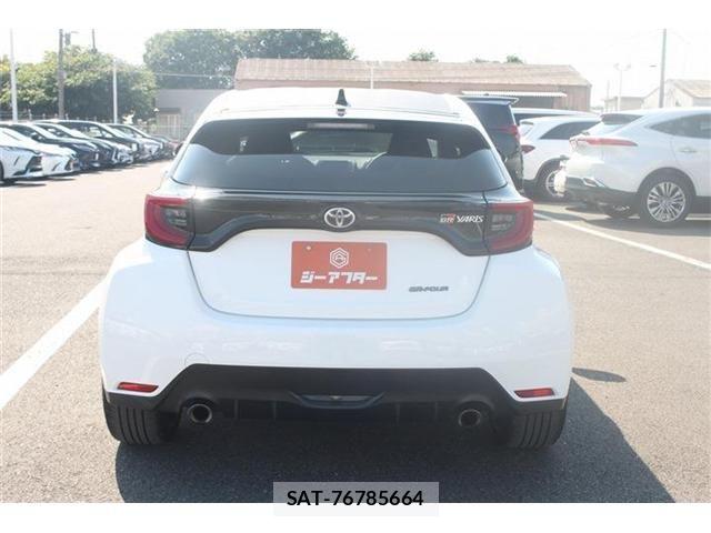 Toyota Gr Yaris 2022-10 7454552-10