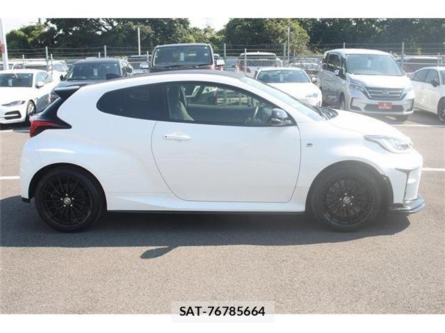 Toyota Gr Yaris 2022-10 7454552-8